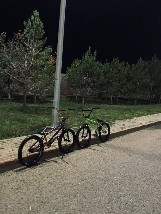 Продам велик сразу Два