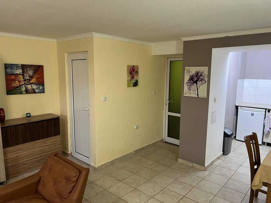 Едностаен апартамент в Остромила