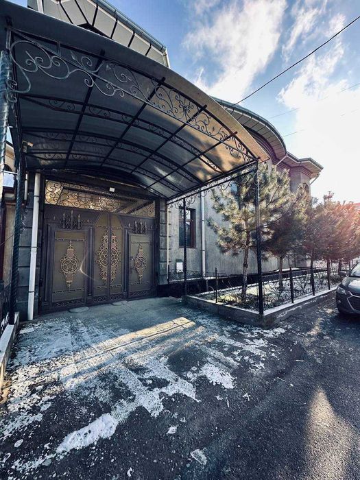 ДОМ с участком сампи