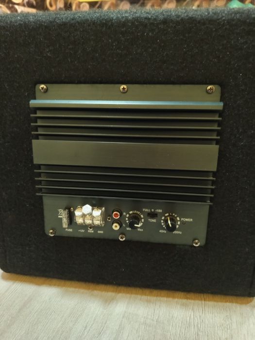 Сабвуфер сотилади