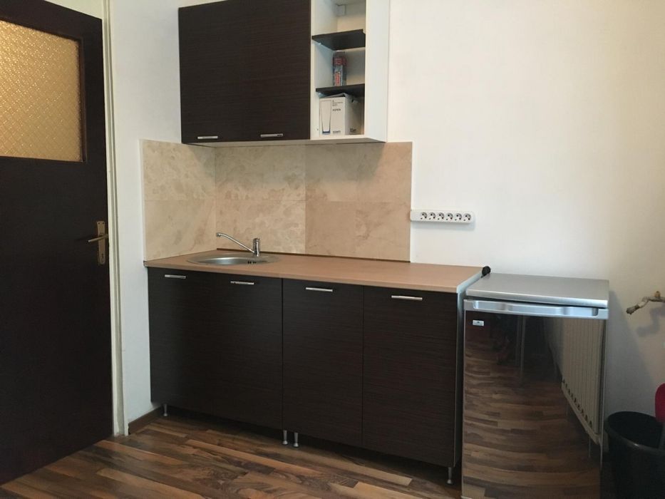 Garsoniera 44m, zona linistita, loc parcare