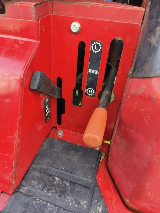 Tractor Mitsubishi MT205 - 20 cai 4x4