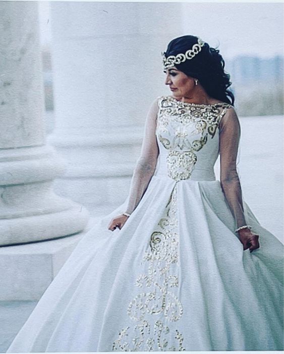 Свадебное платье