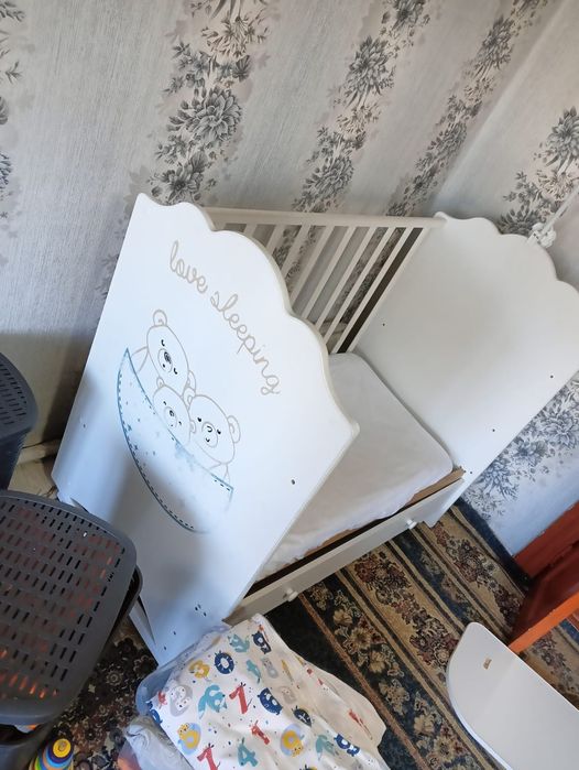 Кроватка детская