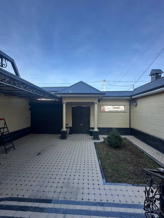 Учаска Ховли Юунсабад 17-Баниса 6.хонали 2-сотих 3-та Санузел Бор