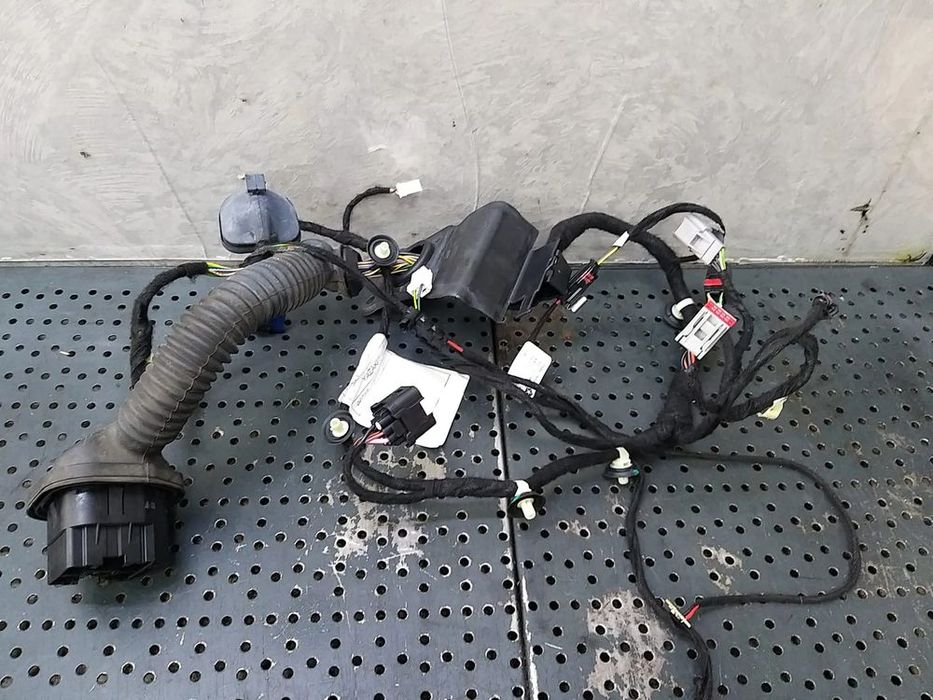 Cablaj instalatie electrica usa dreapta fata jeep compass 2 52139906