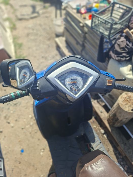 Продам скутер 150 кубов