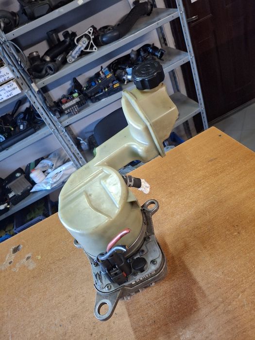 Pompă servo direcție Ford Fiesta Fusion electrică
