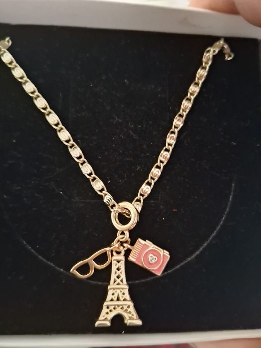 С позлатен слой  колие