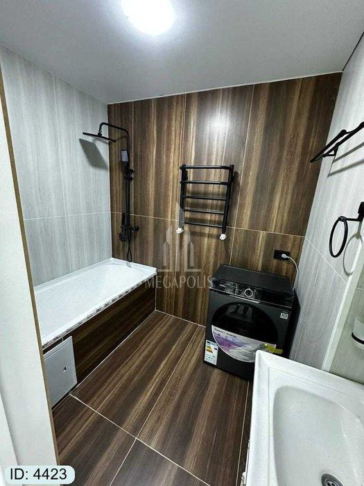 terakzorda 2 xona 3 xona qilingan kvartira sotiladi№4423