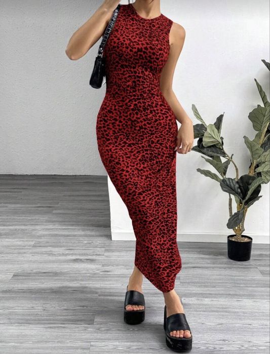 Красное леопардовое платье