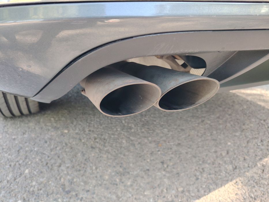 VW Passat B7 Highline Sedan 2.0 TDI 2011