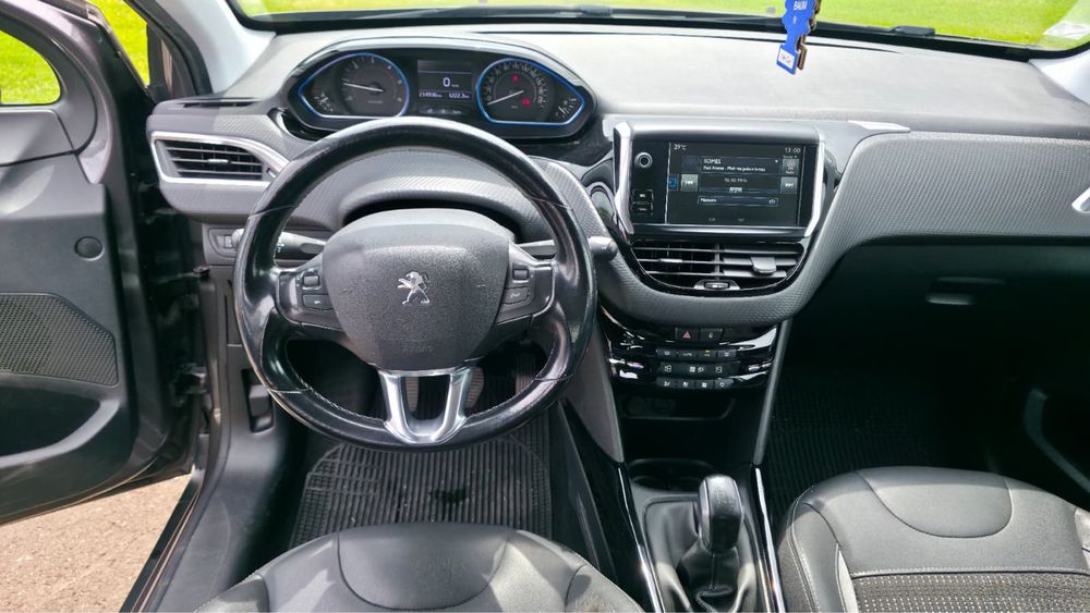 Peugeot 2008  Allure 1.6 Bluehdi 2016