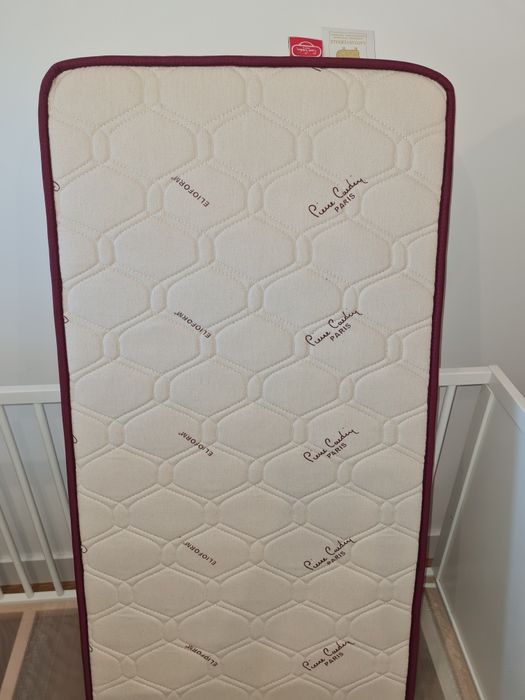 Бебешко креватче IKEA+ матрак Magniflex Pierre Carden + протектор