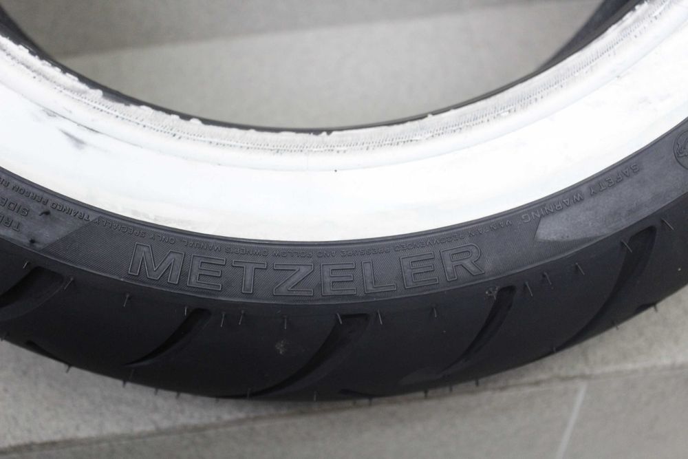 180/65-16 Metzeler ME888