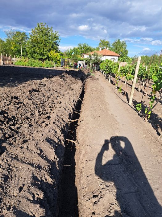 Услуги със Самосвал и Мини багер Ямбол