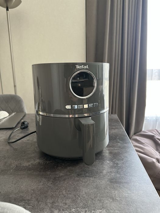 Аэрогриль Tefal Air Fry Ultra EY111B15