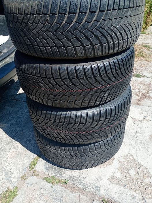 Vând jante BMW 225/45/18