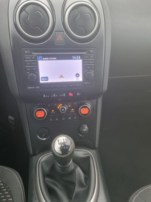 Vand Nisan qashqai +2