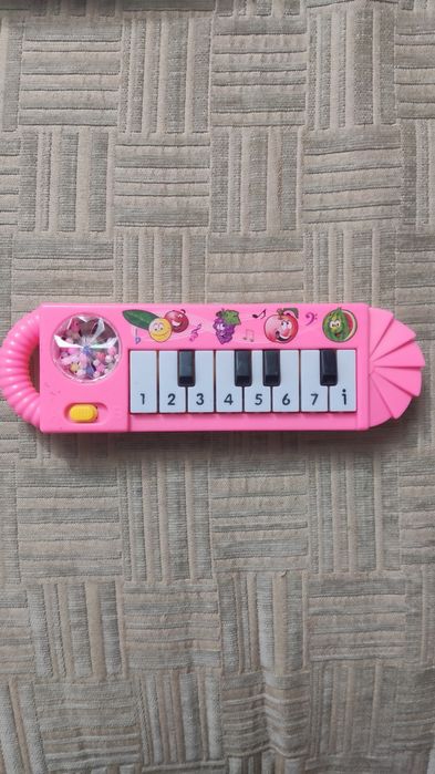 Музыкальная игрушка