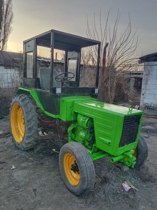 Продам трактор Т-25