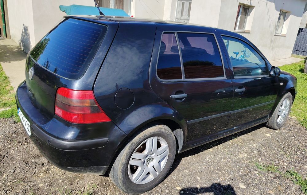 Vand golf 4 1.6 benzină +gpl