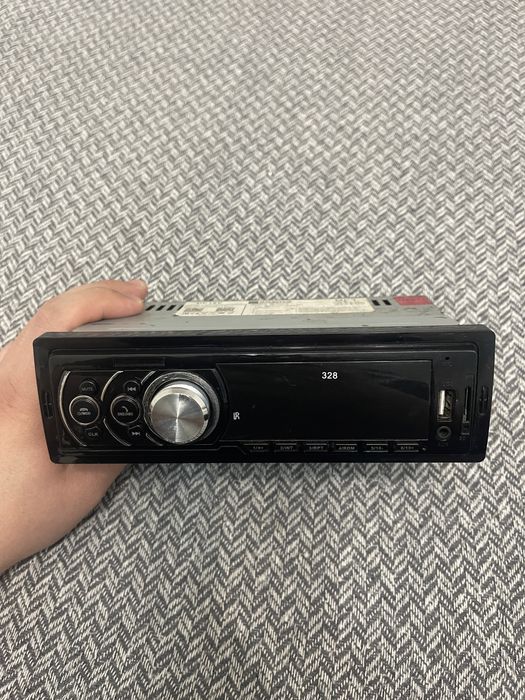 Продам автомагнитолу