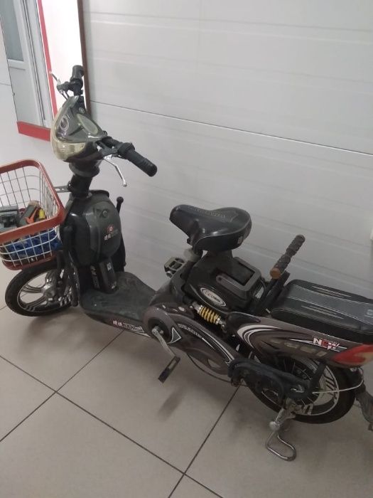 продам отличный электроскутер