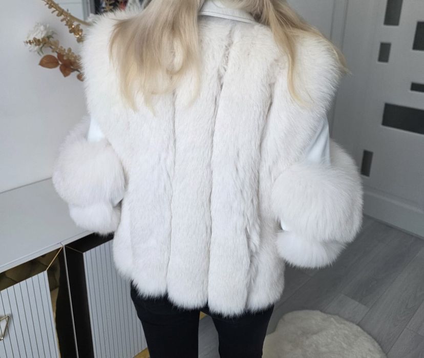 Haina de blană naturală de vulpe Elegance 2 în 1 cu inserții de piele. XL
