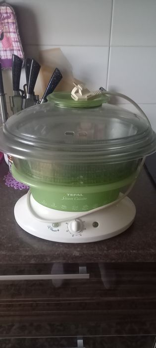 Продам пароварку Tefal