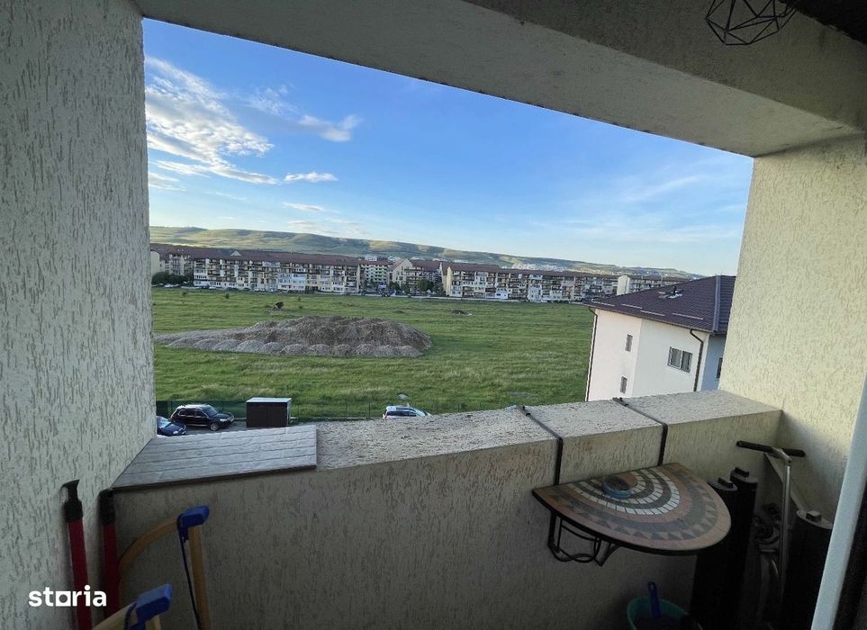 Apartament La Cheie - 3 Camere | Balcon | Parcare - Teilor | Floresti