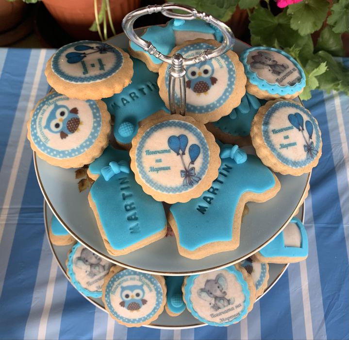 Меденки за погача на бебе