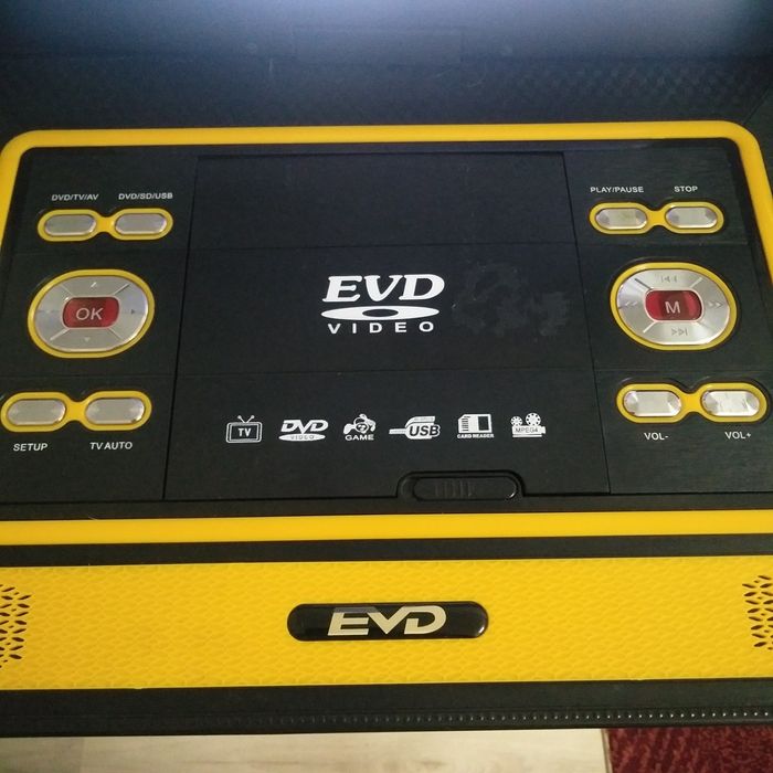 Портативный двд EVD