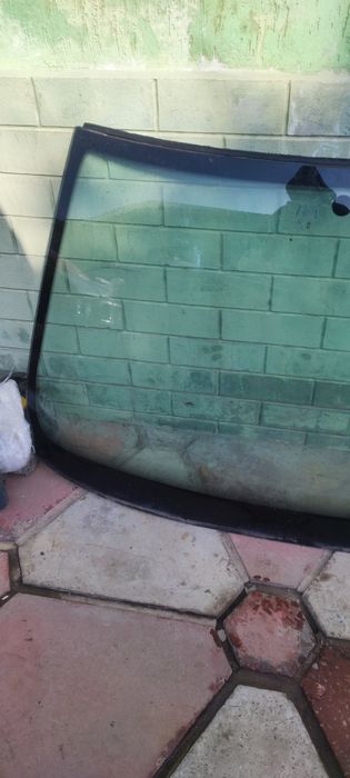 Лобовое стекло на БМВ е39