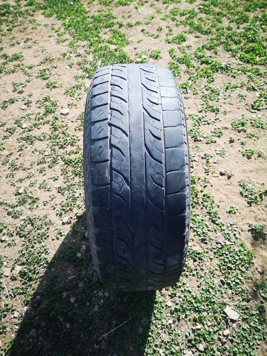 Продам шины 265/65 R17