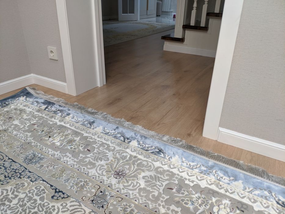 Продам торцовочную пилу(торцовка)