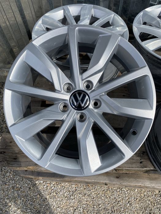 17 цола 5 х 112 мм Фолксваген VW Голф , Пасат , Тигуан , Джета