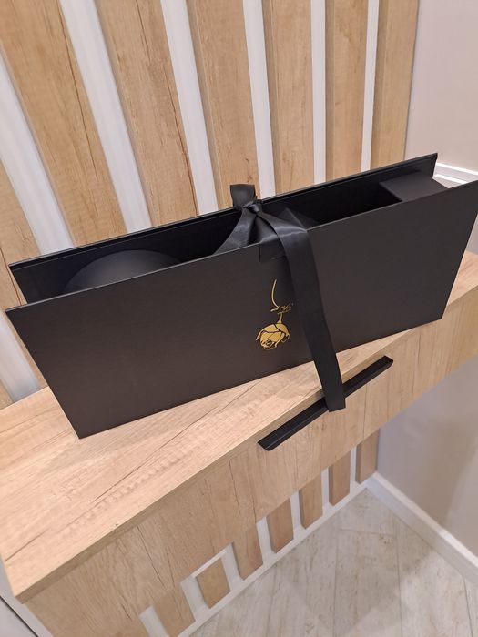 Продам новую коробочку для подарка