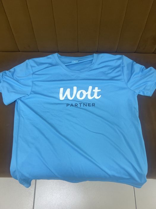 В продаже есть Сумки и одежда Wolt новые