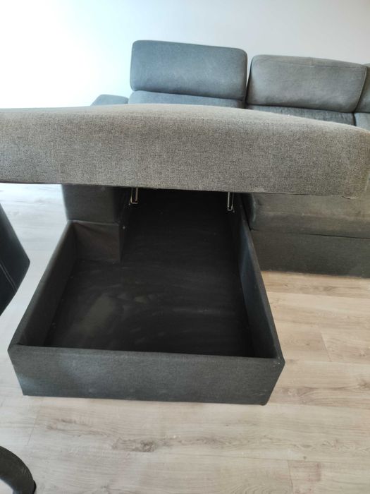 Разтегателен ъглов диван