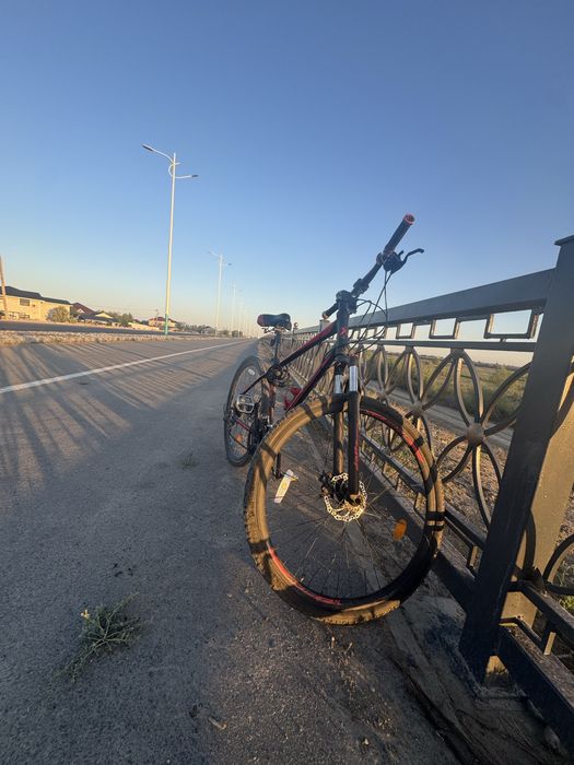 Велосипед AXIS 700 V 2021