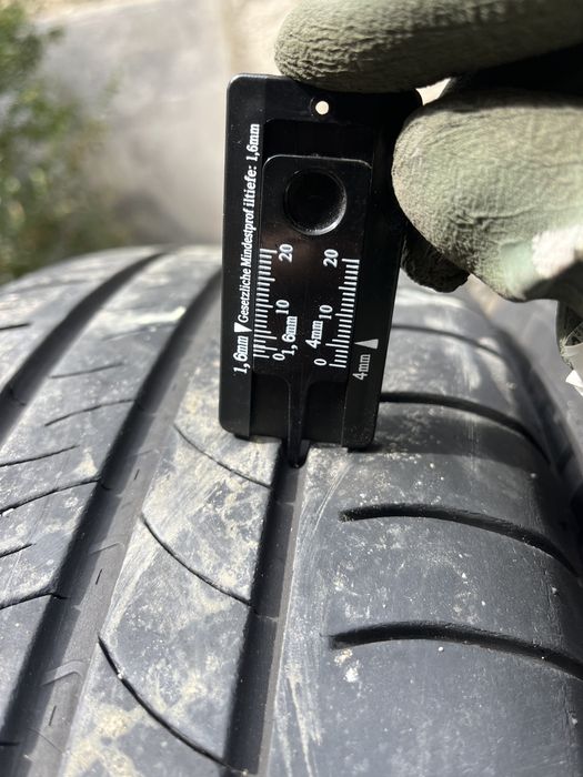 Anvelope vara Michelin Energy Saver 195/60/R15 impecabile. Pret fix