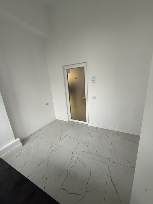 Inchiriez spatiu comercial in centru