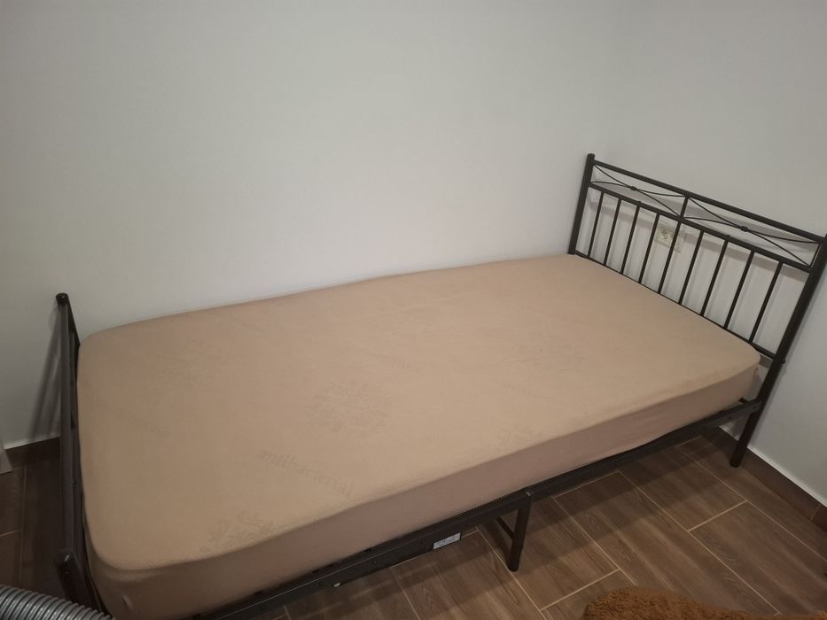 Cadru pat cu saltea 100x200