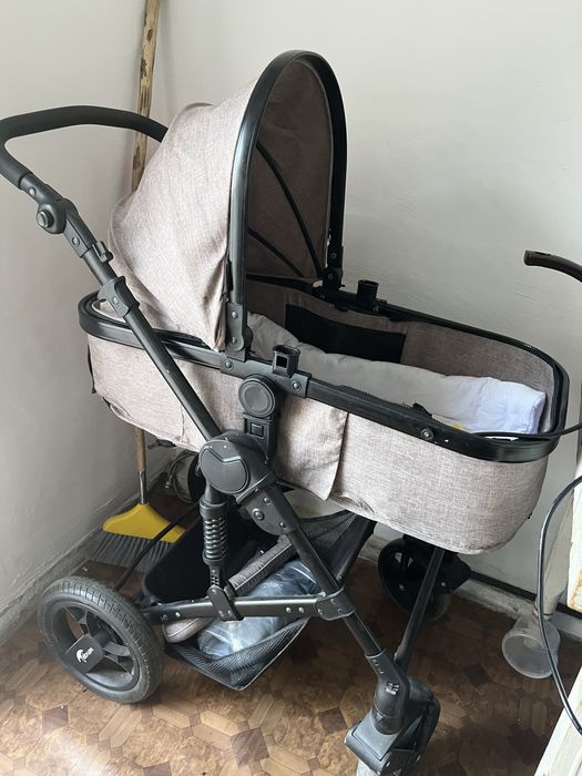 Продам коляску б/у