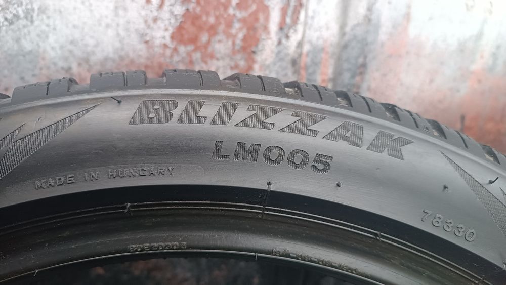 225/45/19 Bridgestone