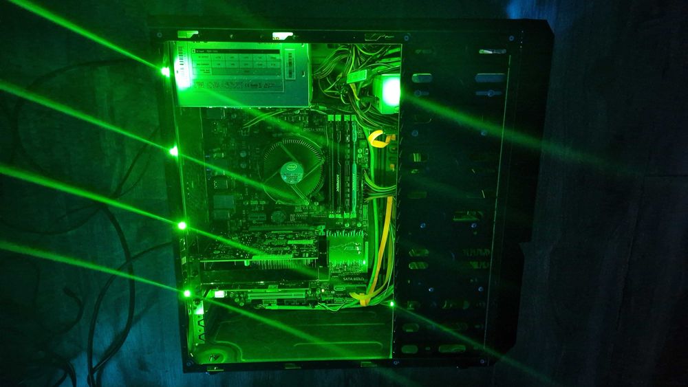 PC Gaming Octa Core i7K cu K/RGB/16GB/SSD/GTX 1050Ti/W11/WiFi 1000lei