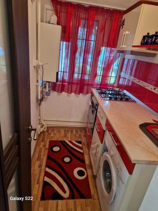 Apartament 3 camere Caracal 0772046884