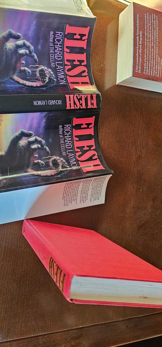 Carte Stephen King The Eyes of the dragon si Flesh Richard Laymon