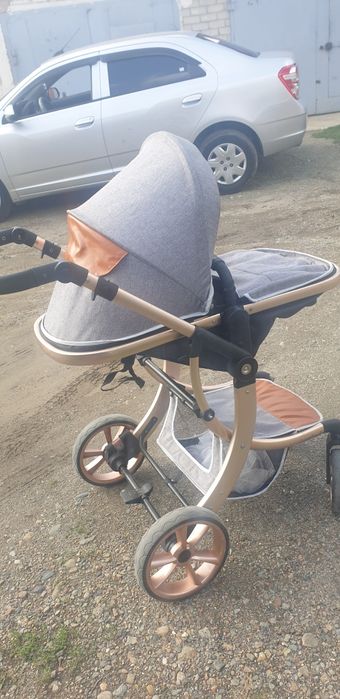 Продам детскую коляску